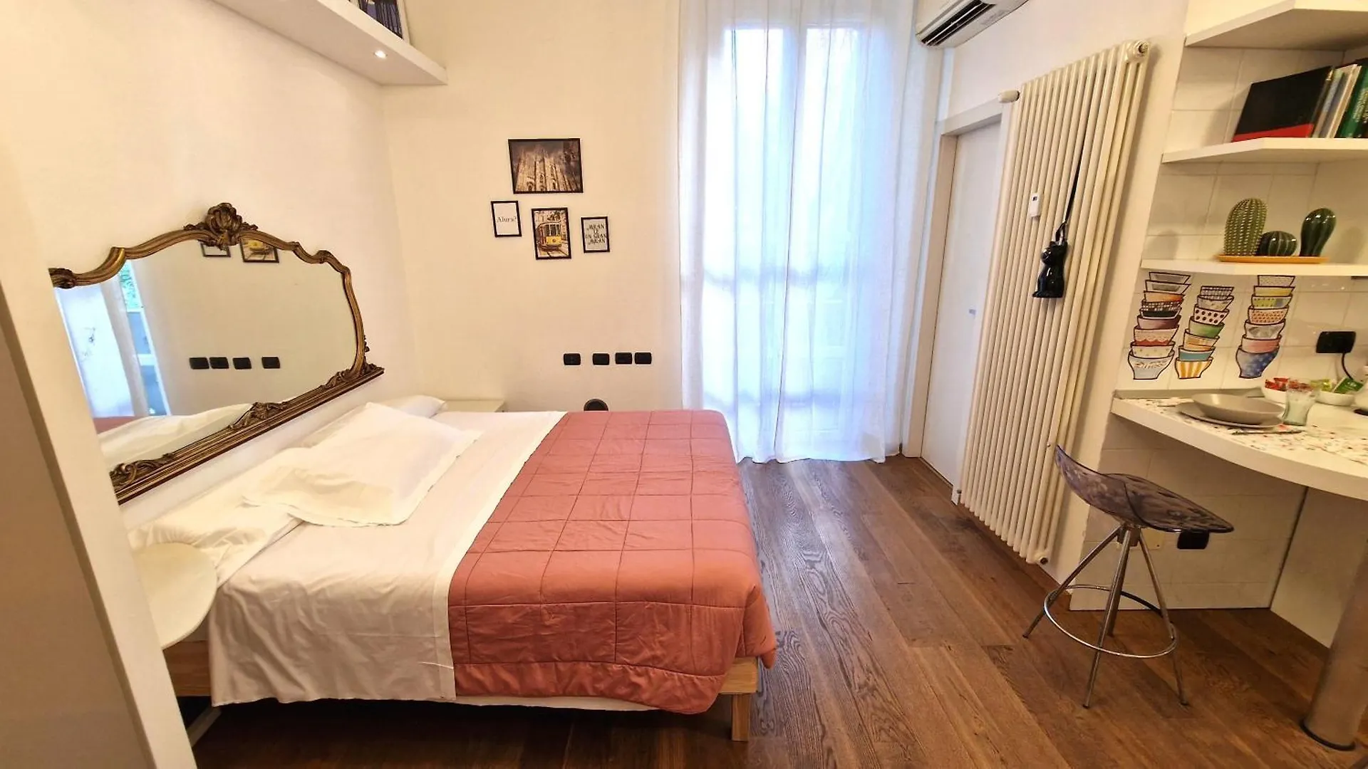 Milanoflats - Pink Bocconi Studio - Campus- Navigli - Duomo Italy